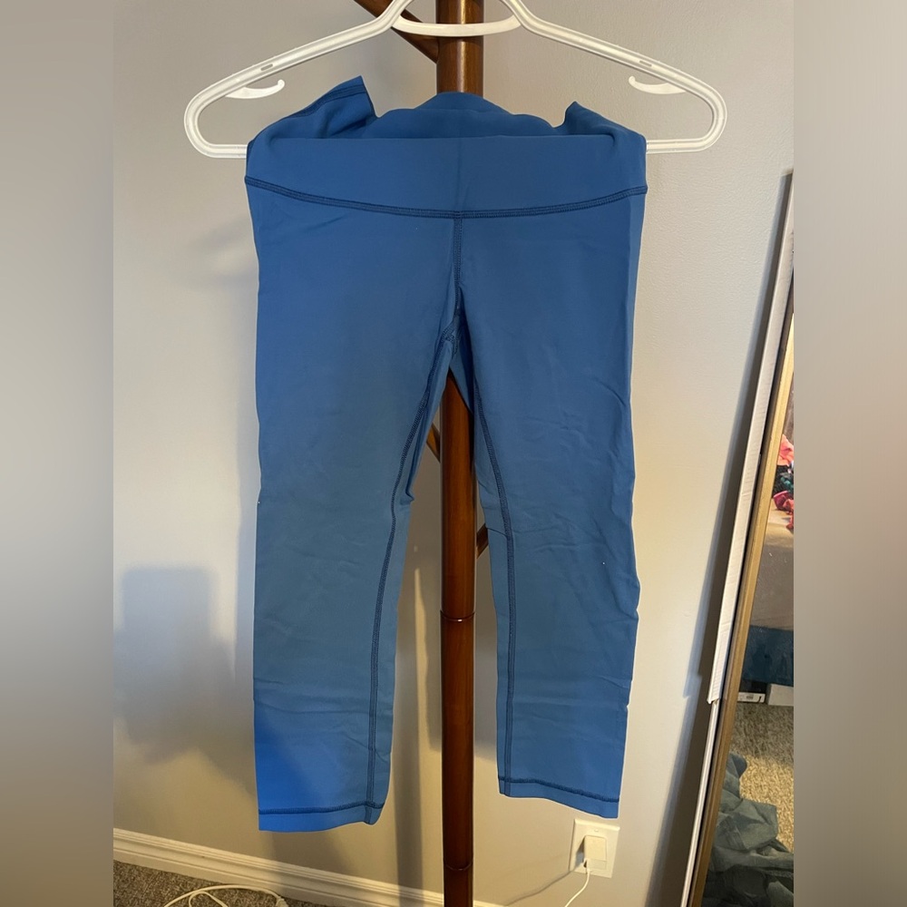 Lululemon Wunder under 25”